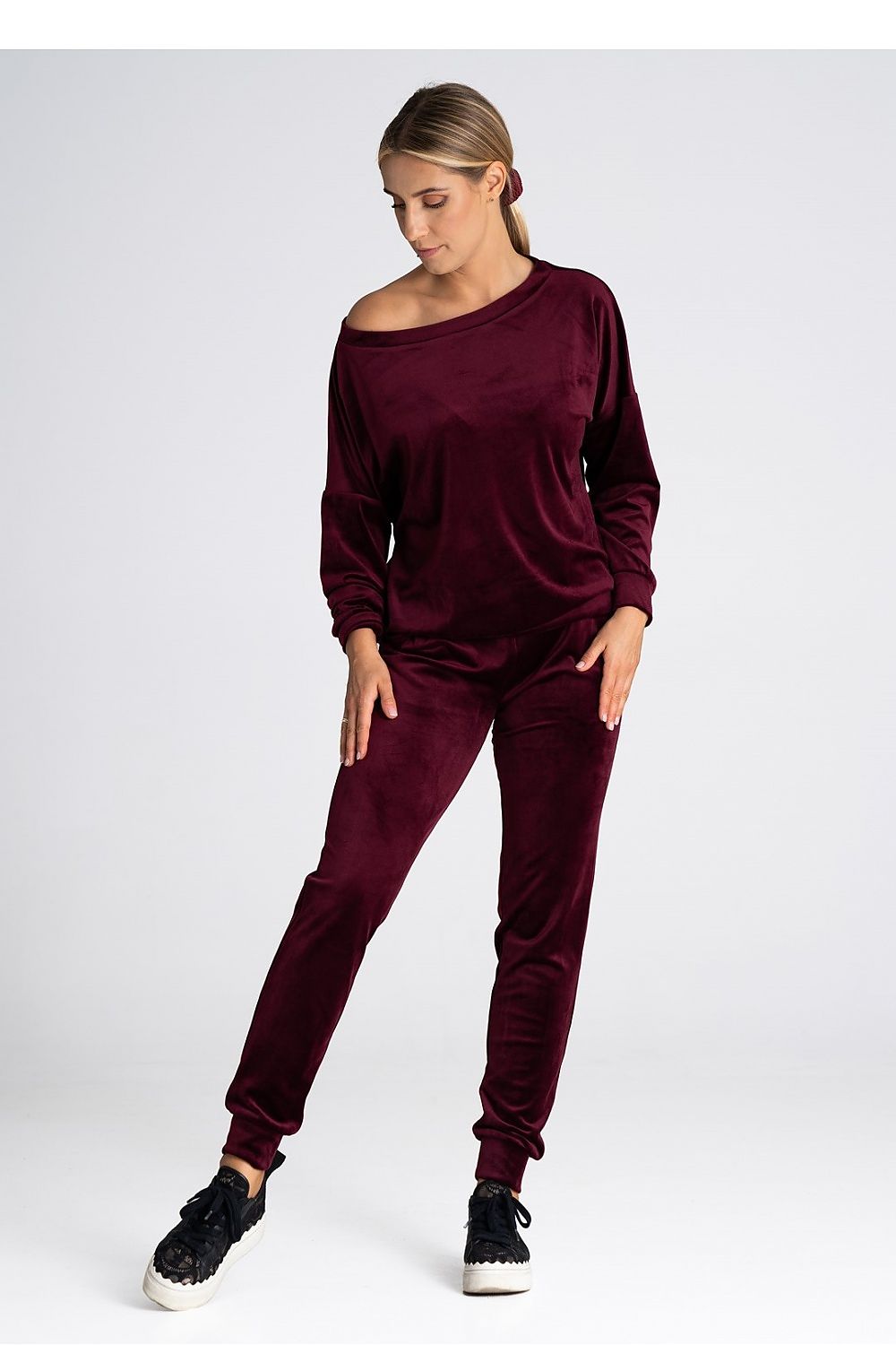 Tracksuit trousers model 189283 Figl