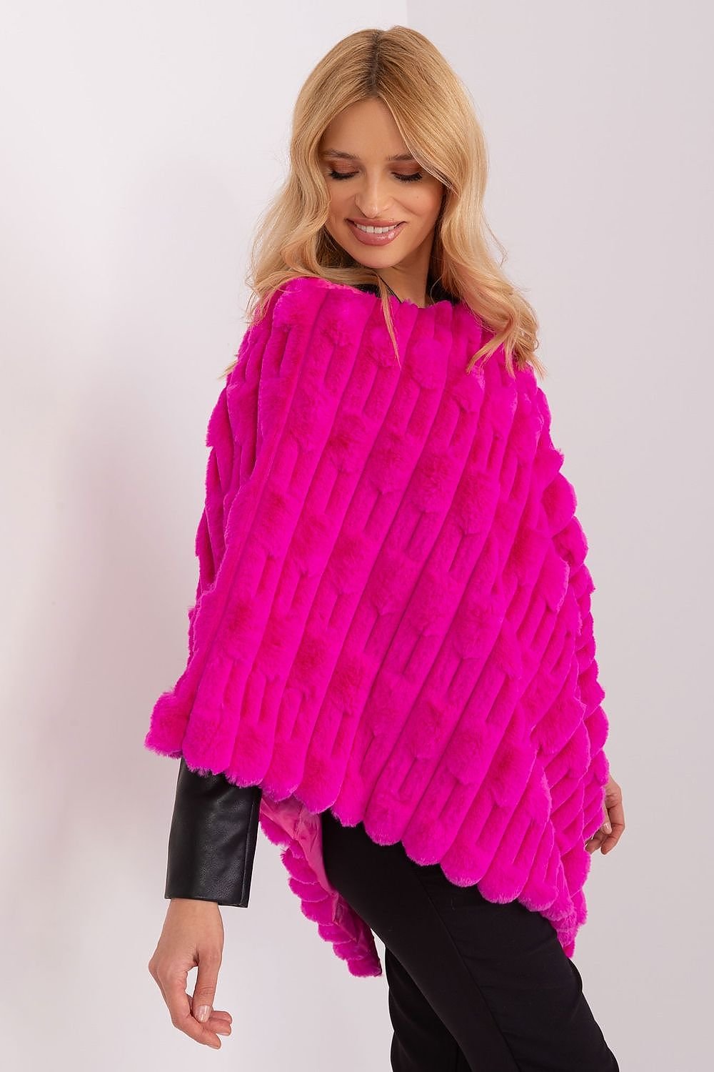 Poncho model 200534 AT