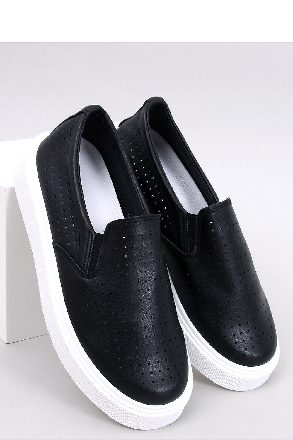 Slip-On Sneakers