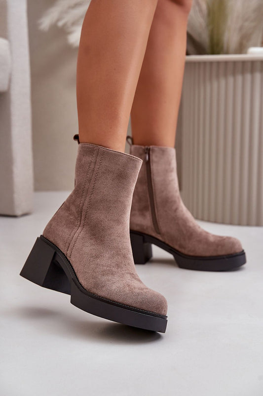 Heel boots model 201542 Step in style