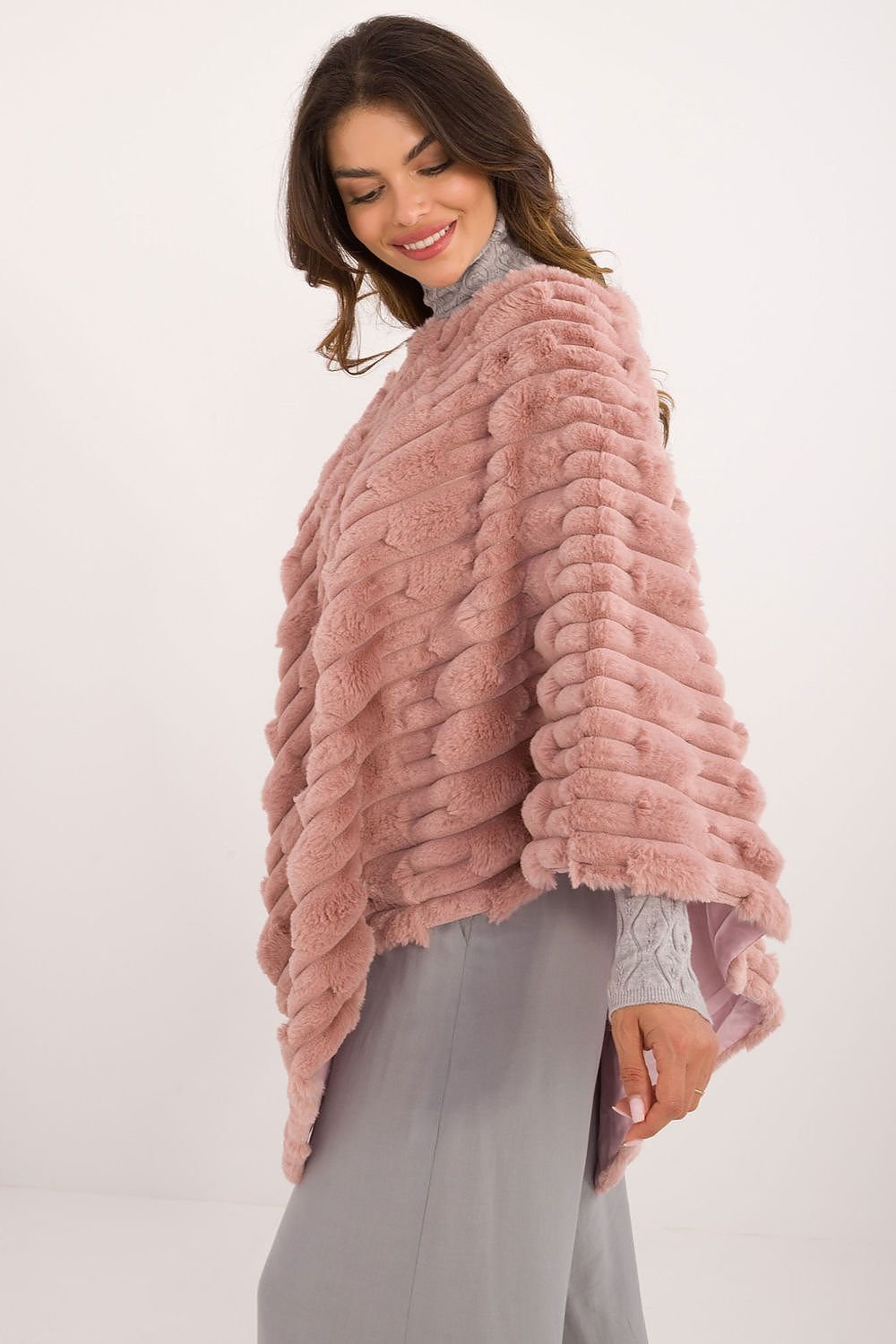 Poncho model 200534 AT