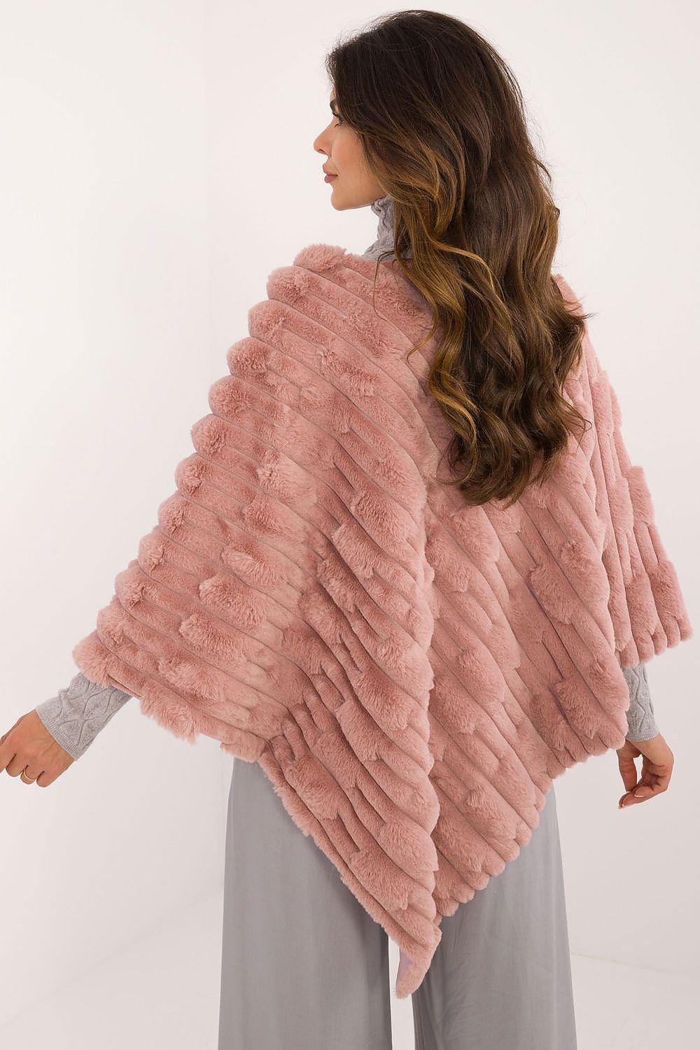 Poncho model 200534 AT