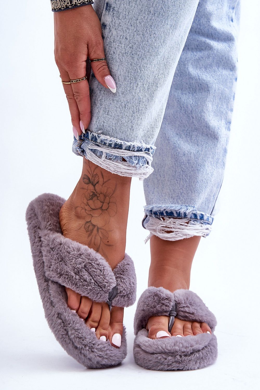 Fur Top flip-flops