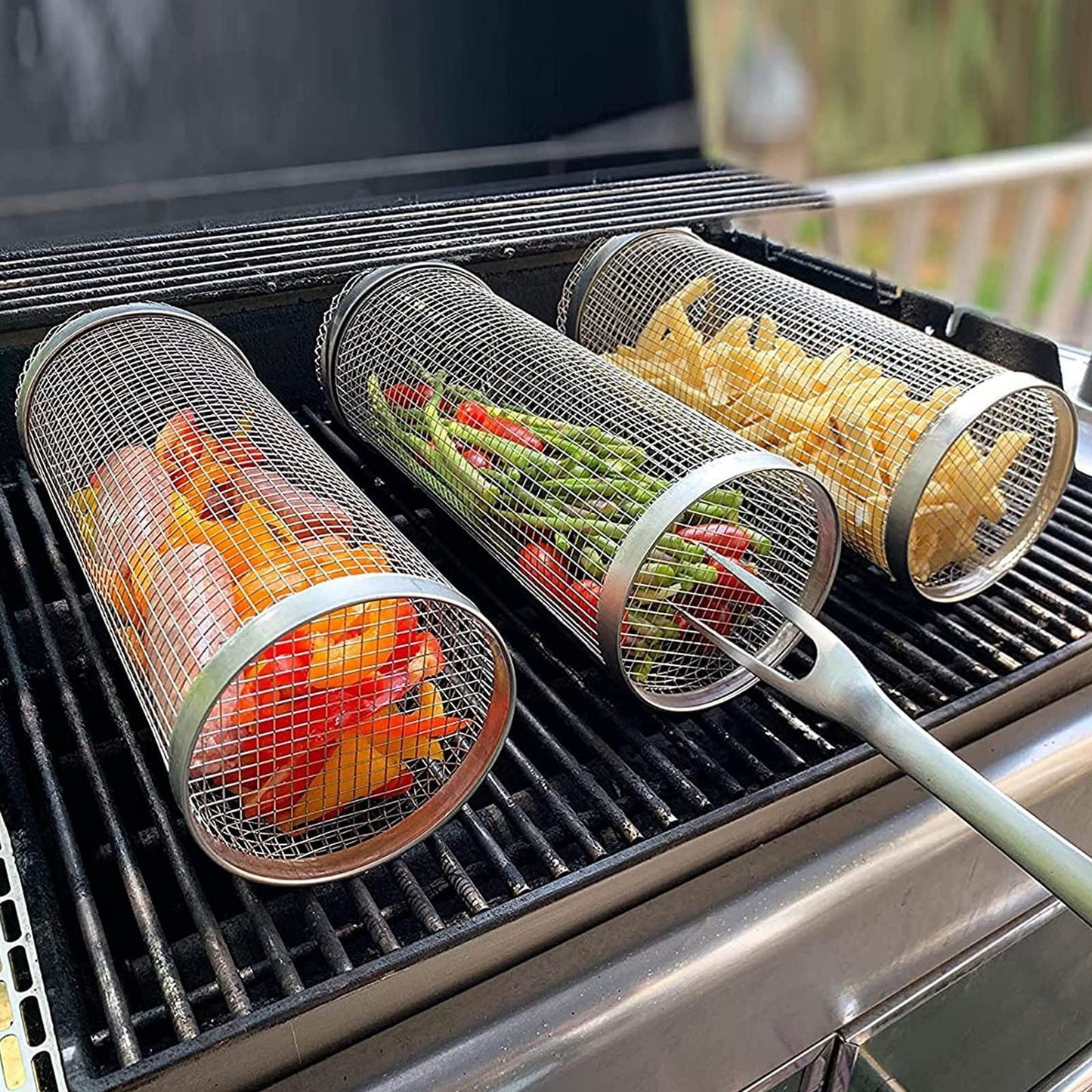 Rolling Metal Barbecue Grilling Basket.